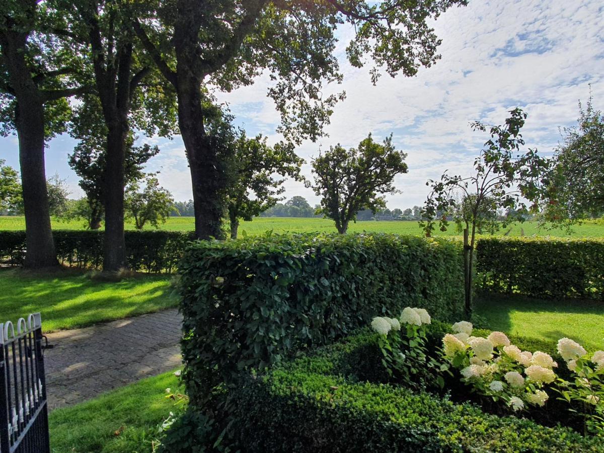De Bloesemstee - Rustic Manor Farmhouse The Netherlands Ruinerwold Buitenkant foto